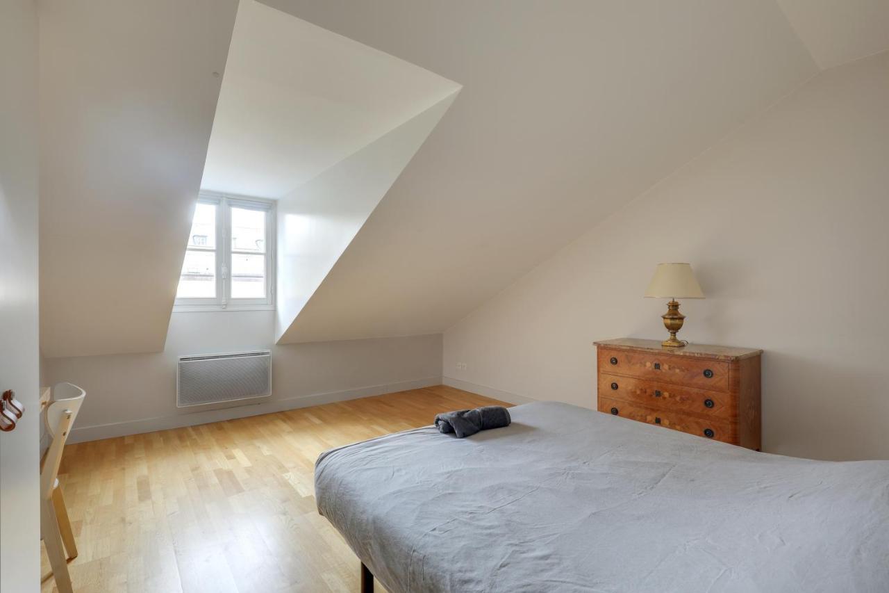 Ferienwohnung Le Richelieu Versailles Exterior foto